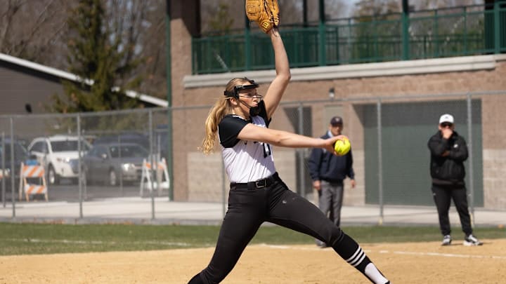  Lakeland Union High School senior Saylor Timmerman prepares to throw a pitch during a recent game. 