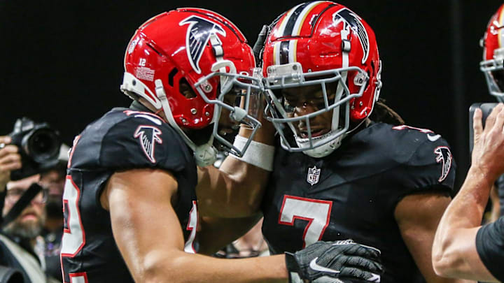 Atlanta Falcons receiver KhaDarel Hodge scored a special teams touchdown against the New Orleans Saints in the first quarter.