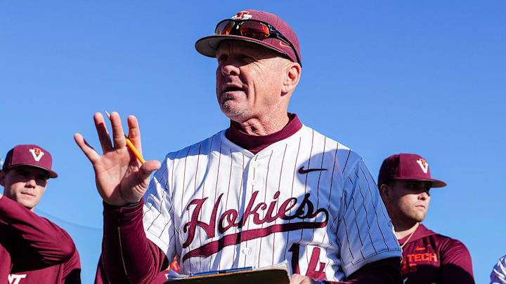 Blacksburg, VA — John Szefc addresses the team prior to first pitch vs Liberty.
