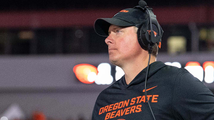 Oregon State head coach Trent Bray looks at the score during an NCAA football game against California at Reser Stadium on Saturday, Aug. 30, 2025, in Corvallis, Ore.