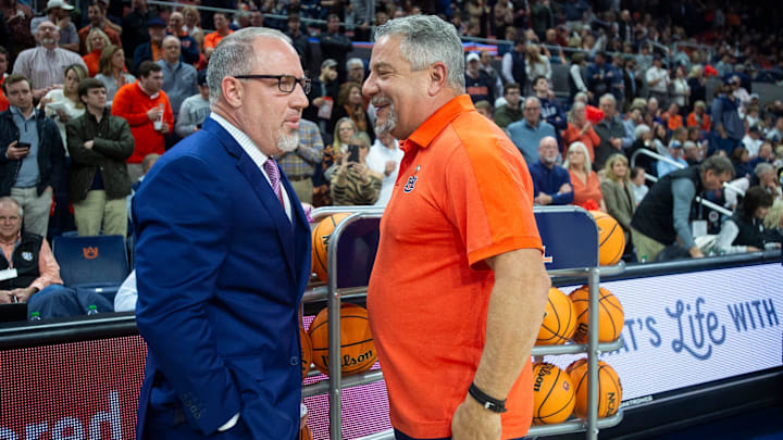 Texas A&M Aggies head coach Buzz Williams and Auburn Tigers head coach Bruce Pearl talk