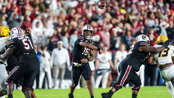 Nov 16, 2024; Columbia, South Carolina, USA; South Carolina Gamecocks quarterback LaNorris Sellers (16) passes against the Missouri Tigers in the second quarter at Williams-Brice Stadium. Mandatory Credit: Jeff Blake-Imagn Images