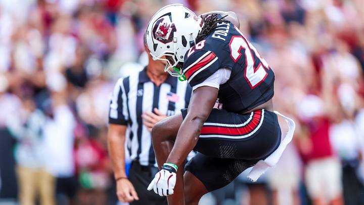Oct 3, 2026; Columbia, South Carolina, USA; South Carolina Gamecocks running back Matt Fuller (28) jumps over the goal line for a touchdown against the Kentucky Wildcats in the first quarter at Williams-Brice Stadium. Mandatory Credit: Jeff Blake-Imagn Images Oct 3, 2026; Columbia, South Carolina, USA; South Carolina Gamecocks running back Matt Fuller (28) jumps over the goal line for a touchdown against the Kentucky Wildcats in the first quarter at Williams-Brice Stadium. Mandatory Credit: Jeff Blake-Imagn Images