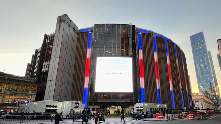 St Louis Blues v New York Rangers