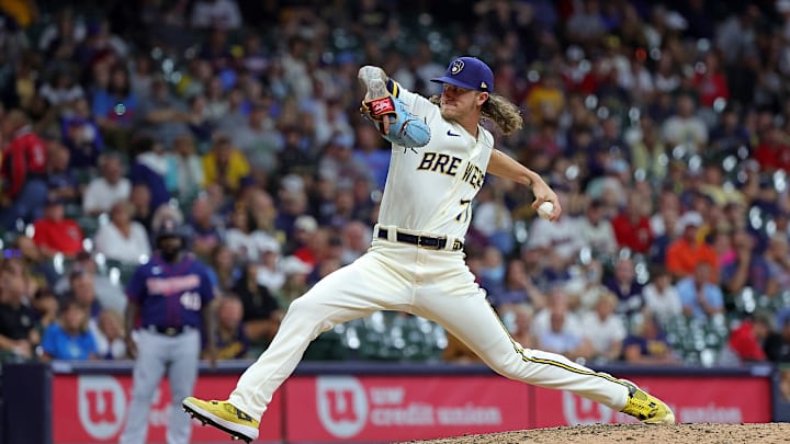 Minnesota Twins v Milwaukee Brewers