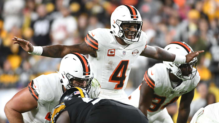 Sep 18, 2023; Pittsburgh, Pennsylvania, USA;  Cleveland Browns quarterback Deshaun Watson (4) calls