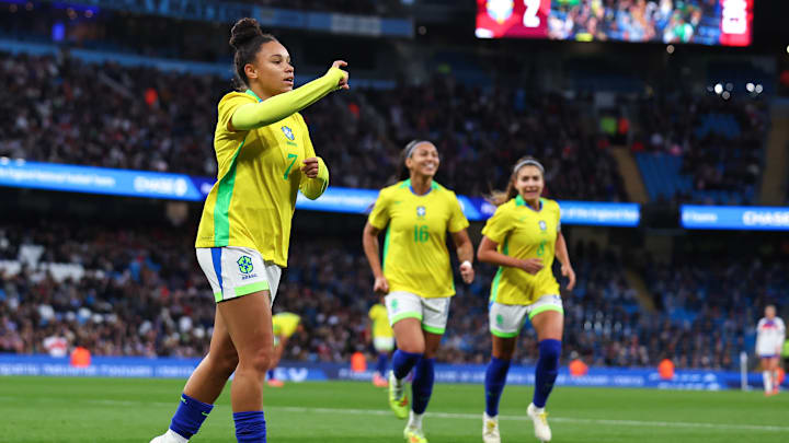 Brasil venceu a Inglaterra por 2x1 em amistoso