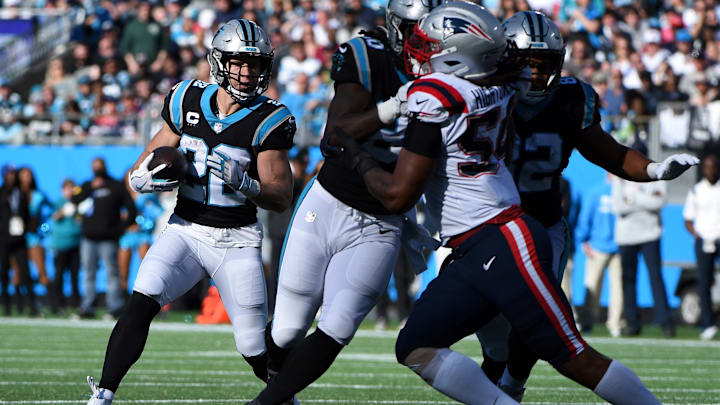 Panthers y Patriots tuvieron fuerte pelea