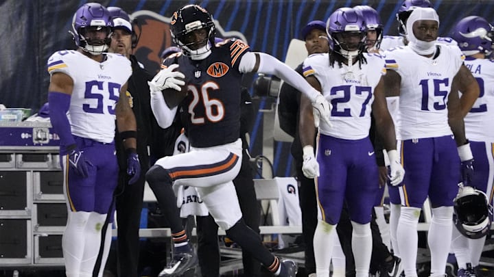 Nahshon Wright is off to the races for a 74-yard touchdown after an interception.