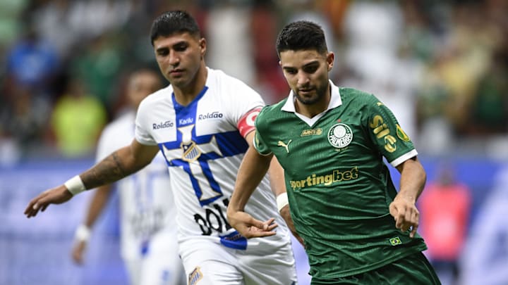 Flaco López marcou o único gol do Palmeiras no jogo