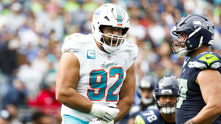 Miami Dolphins defensive tackle Zach Sieler