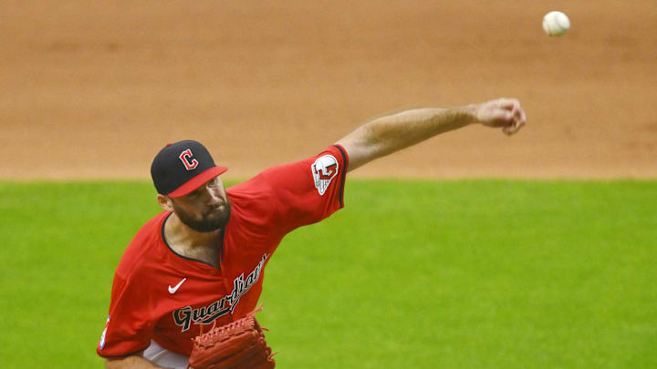 Jul 3, 2024; Cleveland, Ohio, USA; Cleveland Guardians relief pitcher Sam Hentges (31) delivers a pitch in the seventh inning against the Chicago White Sox at Progressive Field. Mandatory Credit: David Richard-Imagn Images Jul 3, 2024; Cleveland, Ohio, USA; Cleveland Guardians relief pitcher Sam Hentges (31) delivers a pitch in the seventh inning against the Chicago White Sox at Progressive Field. Mandatory Credit: David Richard-Imagn Images