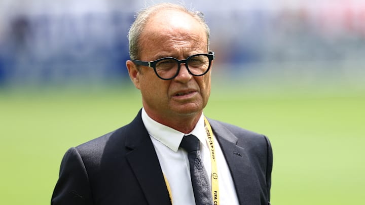 Luis Campos se tourne vers la fin du mercato.