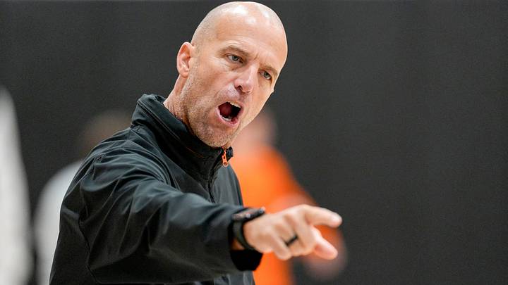 Head coach Steve Lutz.