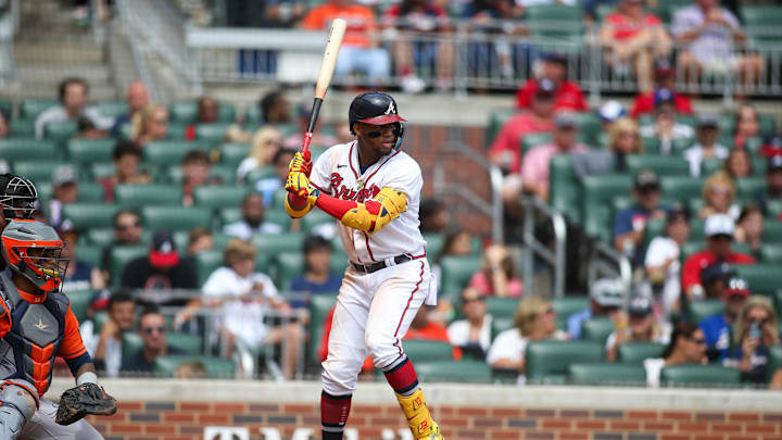 Ronald Acuña Jr. ha sido uno de los peloteros más jóvenes en firmar una gran extensión de contrato