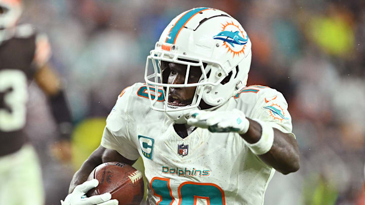 Miami Dolphins v Cleveland Browns