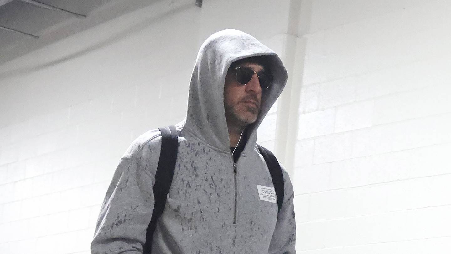 Steelers QB Aaron Rodgers Spotted in Casual-Cool Game Day Look