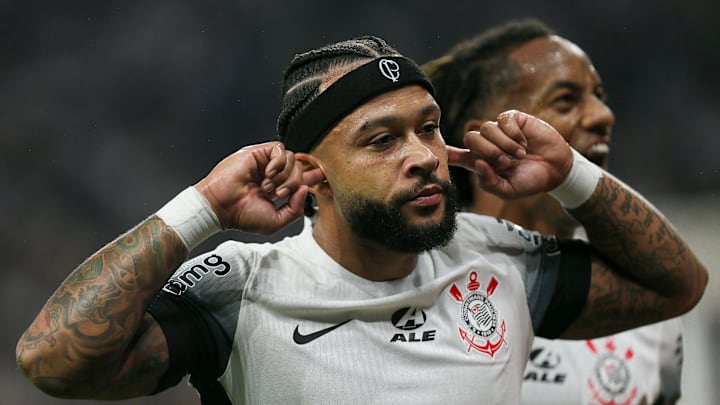 Memphis Depay vai disputar o Paulistão pela primeira vez na carreira Memphis Depay vai disputar o Paulistão pela primeira vez na carreira