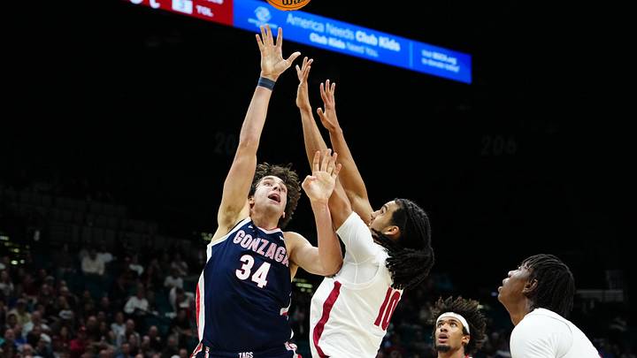 Nov 24, 2025; Las Vegas, Nevada, USA; Gonzaga Bulldogs forward Braden Huff (34) shoots against Alabama Crimson Tide forward Keitenn Bristow (10) during the second half in a 2025 Players Era Festival group play game at MGM Grand Garden Arena. 