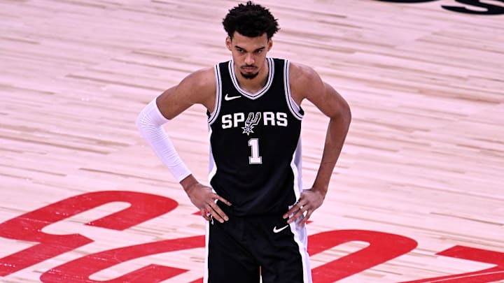 San Antonio Spurs v Indiana Pacers