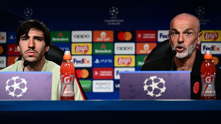 Sandro Tonali, Stefano Pioli Sandro Tonali, Stefano Pioli