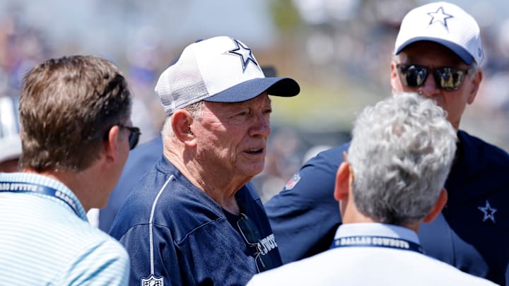 Jerry Jones - Cowboys practice