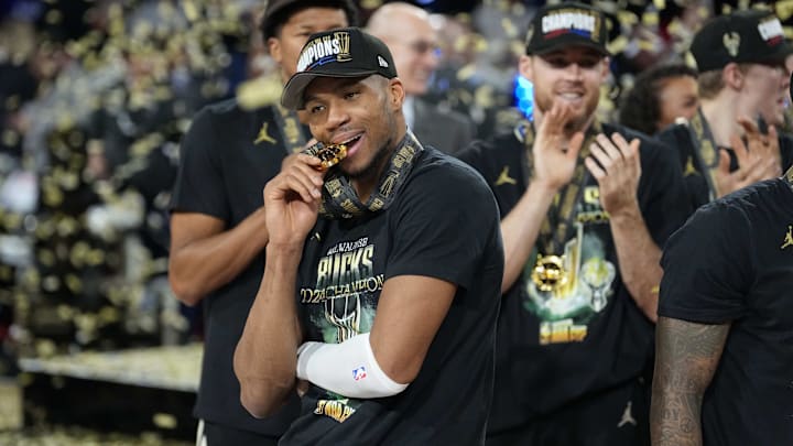 Milwaukee Bucks forward Giannis Antetokounmpo and company are underdogs tonight.