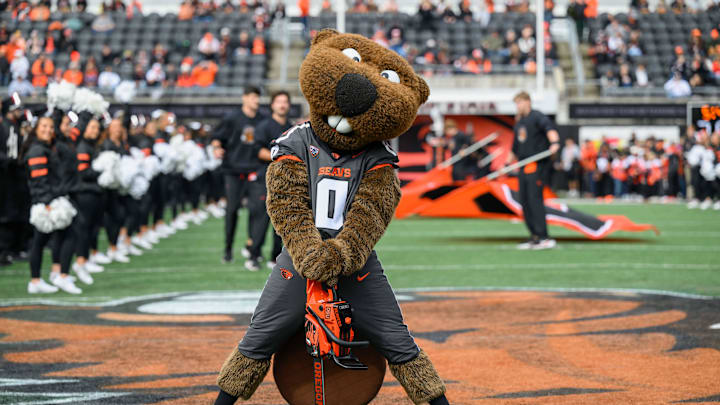 Oct 11, 2025; Corvallis, Oregon, USA; Oregon State Beavers mascot Benny Beaver on the field prior to the game against the Wake Forest Demon Deacons at Reser Stadium. Mandatory Credit: Craig Strobeck-Imagn Images Oct 11, 2025; Corvallis, Oregon, USA; Oregon State Beavers mascot Benny Beaver on the field prior to the game against the Wake Forest Demon Deacons at Reser Stadium. Mandatory Credit: Craig Strobeck-Imagn Images