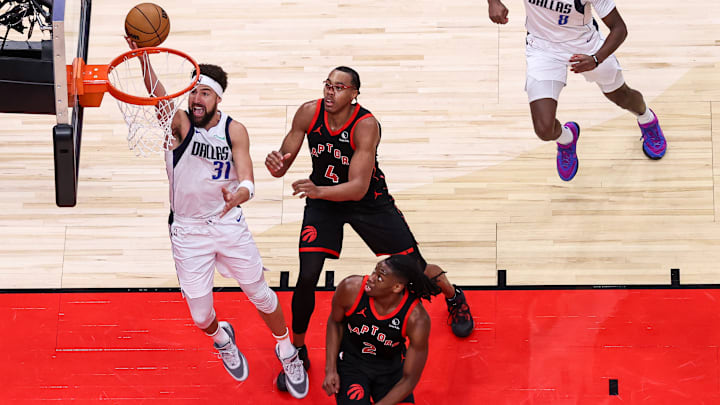 Dallas Mavericks v Toronto Raptors