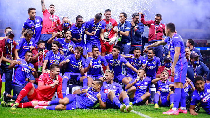 En el Guard1anes 2021, Cruz Azul sumó 15 partidos sin conocer la derrota, lo cual condecoró al romper su maldición de no ser campeón  de Liga MX.