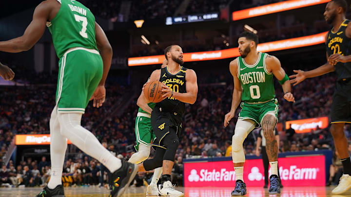 Jan 20, 2025; San Francisco, California, USA; Golden State Warriors guard Stephen Curry (30) drives to the hoop next to Boston Celtics forward Jayson Tatum (0) in the third quarter at the Chase Center. Mandatory Credit: Cary Edmondson-Imagn Images Jan 20, 2025; San Francisco, California, USA; Golden State Warriors guard Stephen Curry (30) drives to the hoop next to Boston Celtics forward Jayson Tatum (0) in the third quarter at the Chase Center. Mandatory Credit: Cary Edmondson-Imagn Images