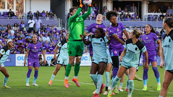 Nov 16, 2025; Orlando, Florida, USA; NJ/NY Gotham FC goalkeeper Ann-Katrin Berger (30) makes a save during the second half against Orlando Pride at Inter&Co Stadium. Mandatory Credit: Mike Watters-Imagn Images Nov 16, 2025; Orlando, Florida, USA; NJ/NY Gotham FC goalkeeper Ann-Katrin Berger (30) makes a save during the second half against Orlando Pride at Inter&Co Stadium. Mandatory Credit: Mike Watters-Imagn Images