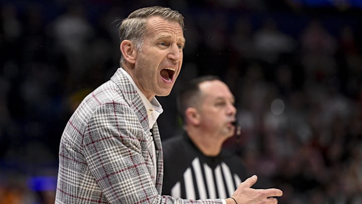 Mar 15, 2025; Nashville, TN, USA; Alabama Crimson Tide head coach Nate Oats yells instructions to his team against the Florida Gators during the first half at Bridgestone Arena. Mandatory Credit: Steve Roberts-Imagn Images Mar 15, 2025; Nashville, TN, USA; Alabama Crimson Tide head coach Nate Oats yells instructions to his team against the Florida Gators during the first half at Bridgestone Arena. Mandatory Credit: Steve Roberts-Imagn Images