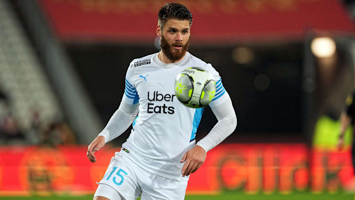 Duje Caleta-Car sera bradé à un an de la fin de son contrat. Duje Caleta-Car sera bradé à un an de la fin de son contrat.