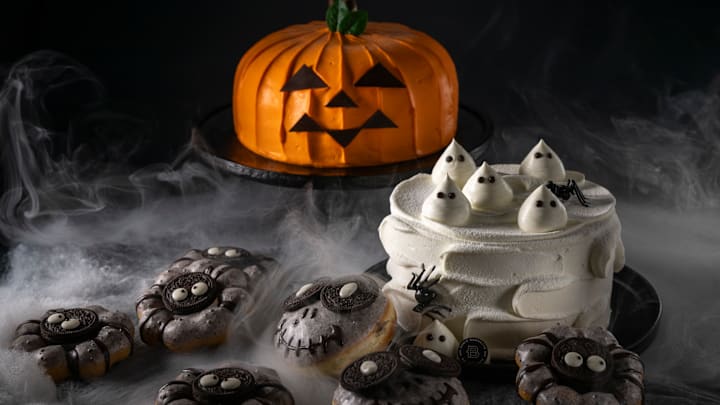 Paris Baguette Halloween