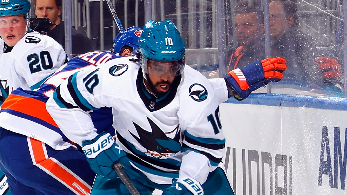 eyesonisles.com