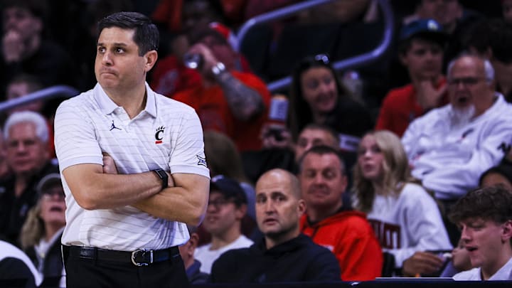 Nov 16, 2025; Cincinnati, Ohio, USA; Cincinnati Bearcats head coach Wes Miller during the first half against the Mount St. Mary's Mountaineers at Fifth Third Arena. Mandatory Credit: Katie Stratman-Imagn Images Nov 16, 2025; Cincinnati, Ohio, USA; Cincinnati Bearcats head coach Wes Miller during the first half against the Mount St. Mary's Mountaineers at Fifth Third Arena. Mandatory Credit: Katie Stratman-Imagn Images