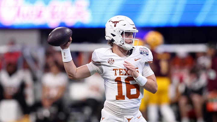 Jan 1, 2025; Atlanta, GA, USA; Texas Longhorns quarterback Arch Manning (16) warms up before the Peach Bowl at Mercedes-Benz Stadium. Mandatory Credit: Brett Davis-Imagn Images Jan 1, 2025; Atlanta, GA, USA; Texas Longhorns quarterback Arch Manning (16) warms up before the Peach Bowl at Mercedes-Benz Stadium. Mandatory Credit: Brett Davis-Imagn Images