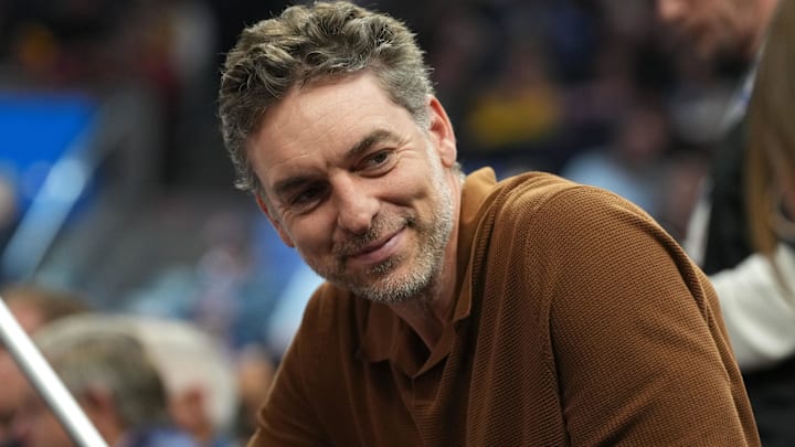Los Angeles Lakers former center Pau Gasol sits in the crowd during the second quarter against the Golden State Warriors at Chase Center.