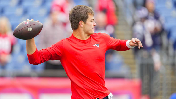 Oct 13, 2024; Foxborough, Massachusetts, USA; New England Patriots quarterback Drake Maye (10) warms up prior to the game against the Houston Texans at Gillette Stadium.