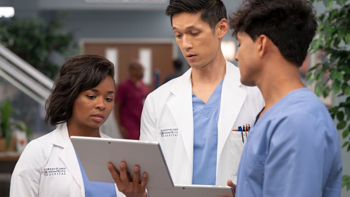 GREYÕS ANATOMY - ÒNight MovesÓ - Teddy and Owen plan a date night that gets derailed in more ways than one, while Jo struggles to do it all at home. Mika adds more to her plate to make up for taking time off to be with her sister, and Levi is faced with a monumental decision. THURSDAY, NOV. 7 (10:00-11:00 p.m. ET) on ABC.
ALEXIS FLOYD, HARRY SHUM JR., NIKO TERHO