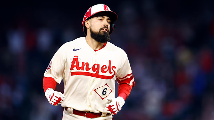 Anthony Rendon tiene firmado un contrato con los Angelinos de Los Angeles por más de 240 millones de dólares