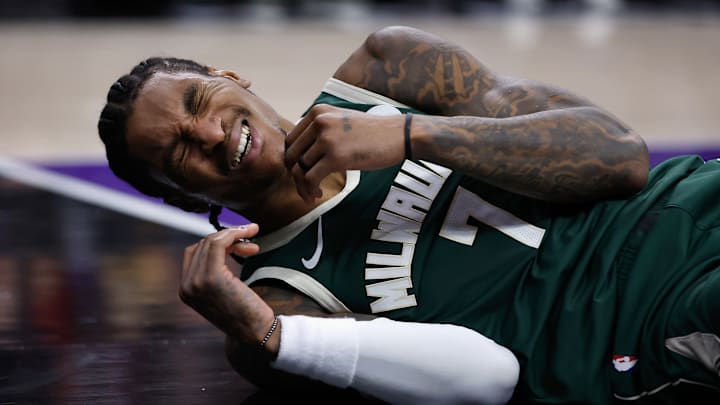 Milwaukee Bucks v Sacramento Kings