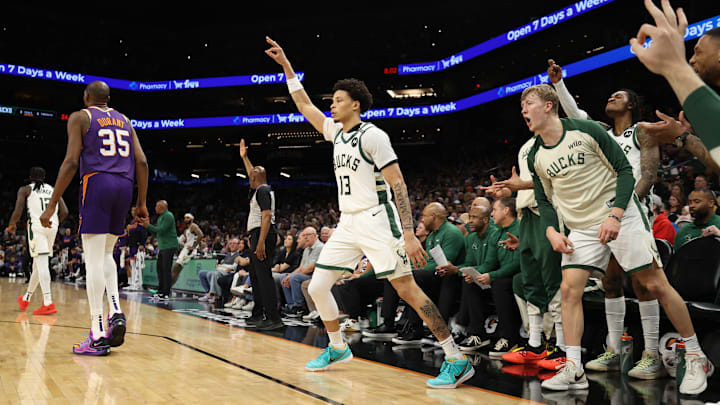 Milwaukee Bucks v Phoenix Suns