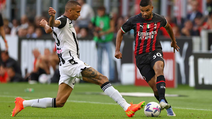 Udinese enfrenta o Milan neste sábado (18) pela 27ª rodada da Série A Italiana