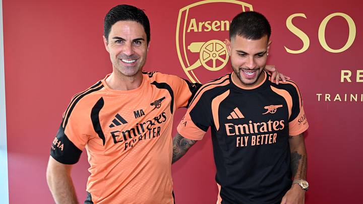 Arsenal Unveil New Signing