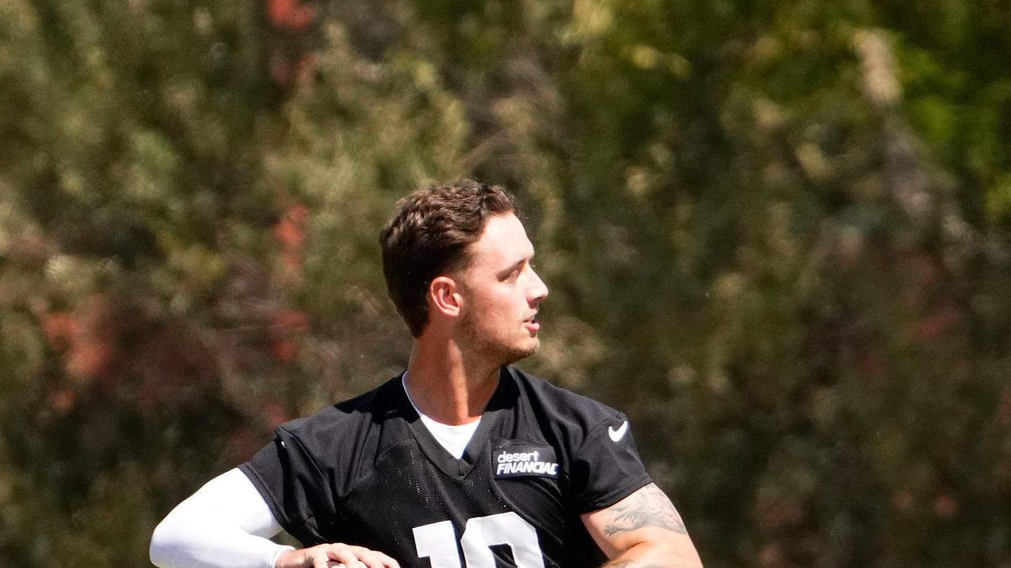 Cardinals OTA Mailbag: When Will Carson Beck Start in 2026?