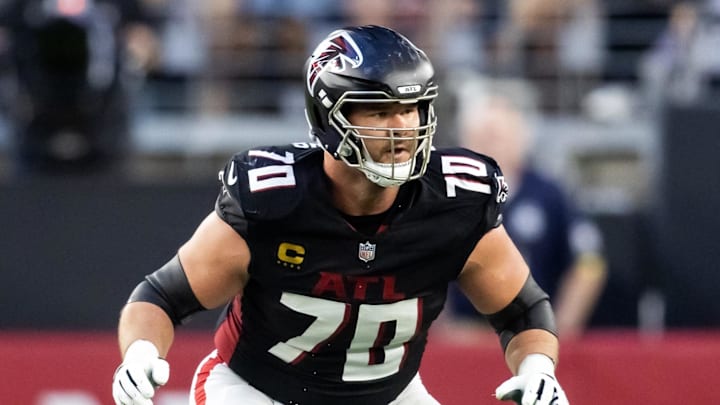 Atlanta Falcons tackle Jake Matthews gets a new deal, tying him to the team for at least one more season.