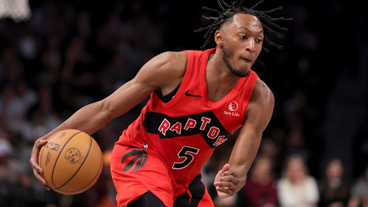 Apr 10, 2024; Brooklyn, New York, USA; Toronto Raptors guard Immanuel Quickley (5) handles the ball Apr 10, 2024; Brooklyn, New York, USA; Toronto Raptors guard Immanuel Quickley (5) handles the ball