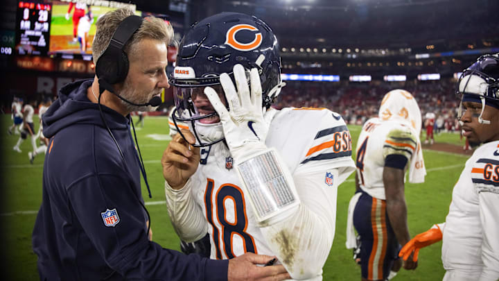 It's getting tough on the sidelines for Matt Eberflus, Caleb Williams and the Bears in Sunday's loss at Arizona. It's getting tough on the sidelines for Matt Eberflus, Caleb Williams and the Bears in Sunday's loss at Arizona.